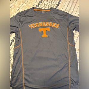 Men’s Tennessee shirt